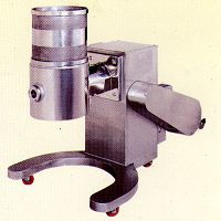 整粒濕式造粒機